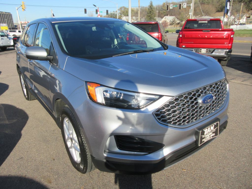 2023 Ford Edge Image 6