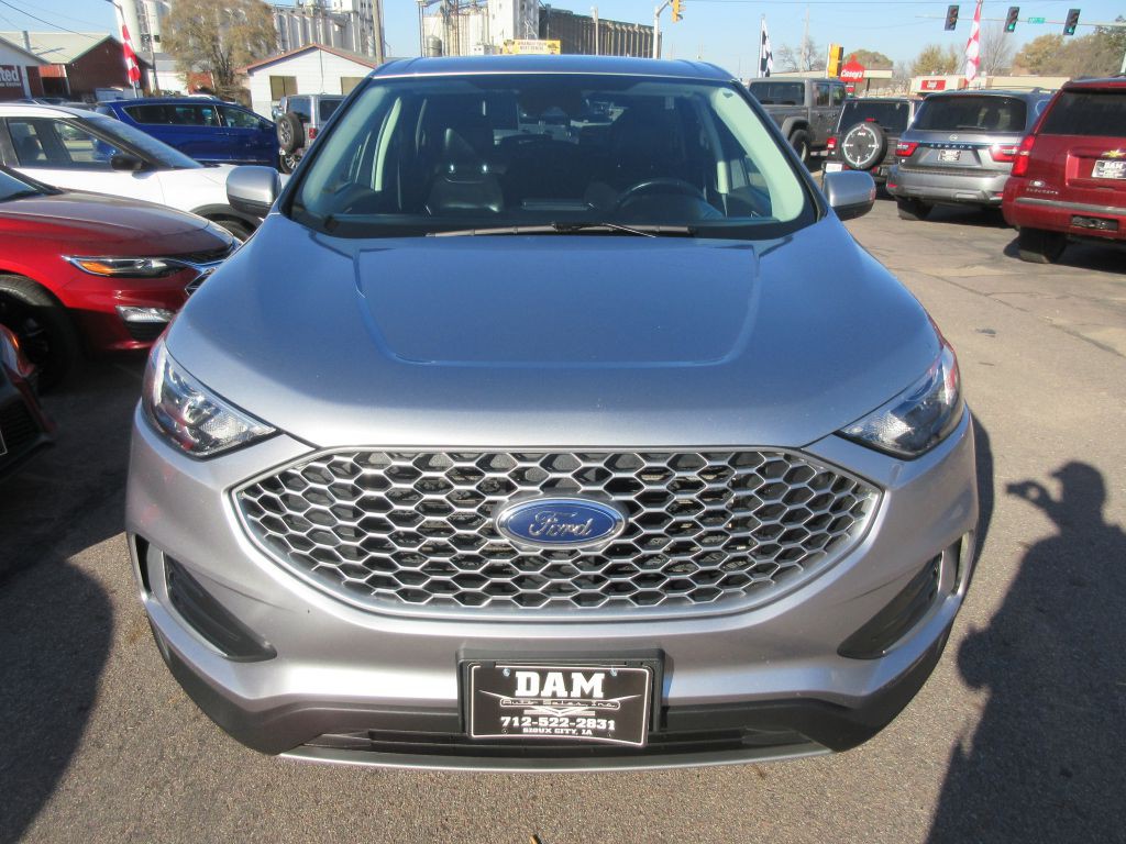 2023 Ford Edge Image 7