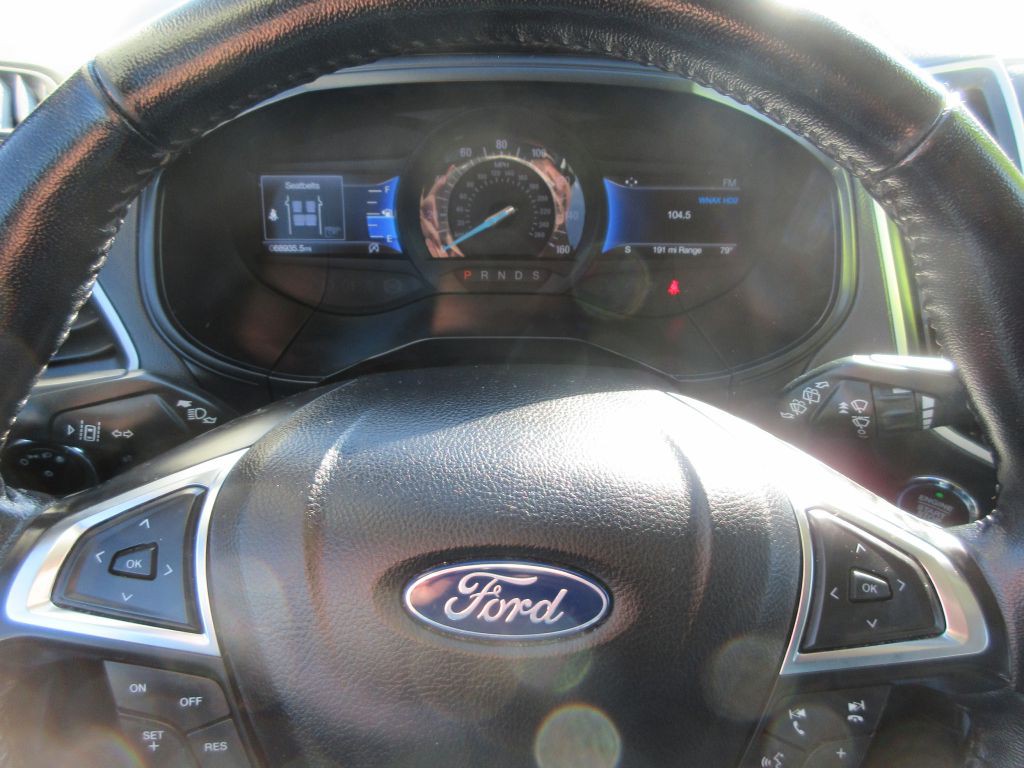 2023 Ford Edge Image 12