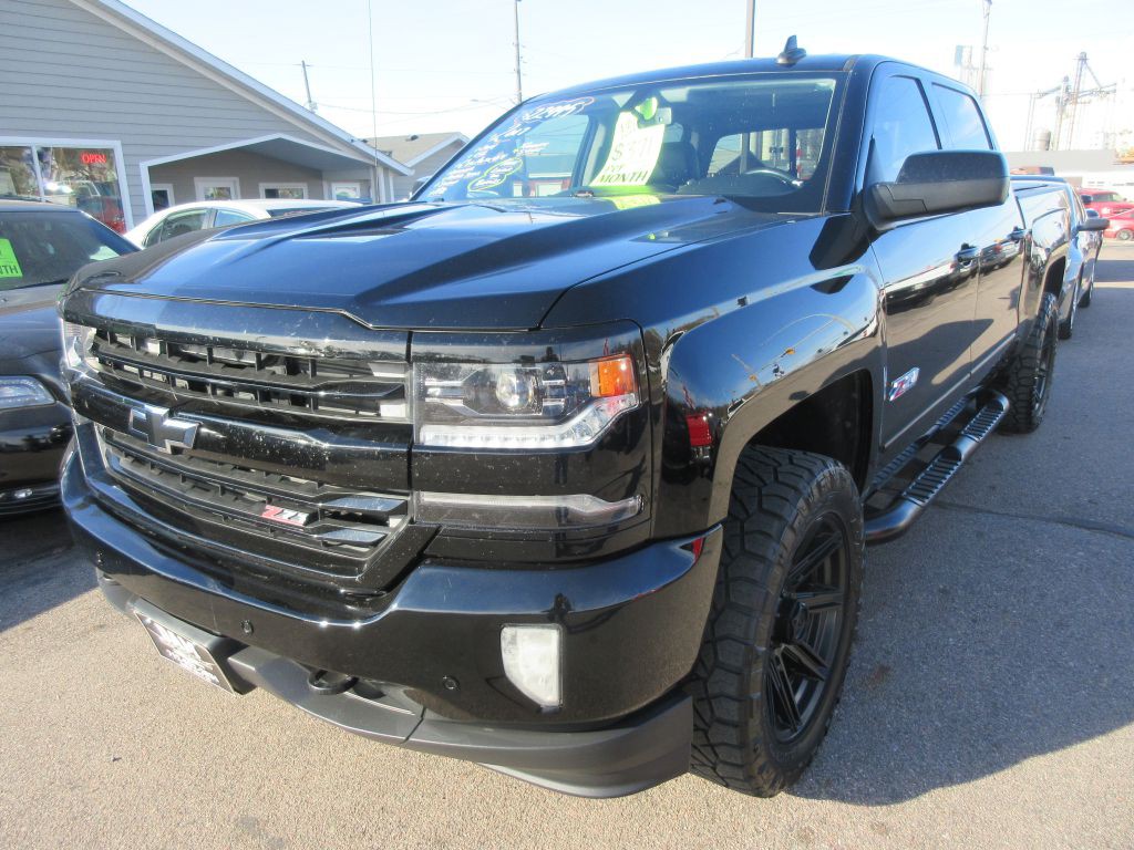 2017 Chevrolet Silverado 1500 Image 1