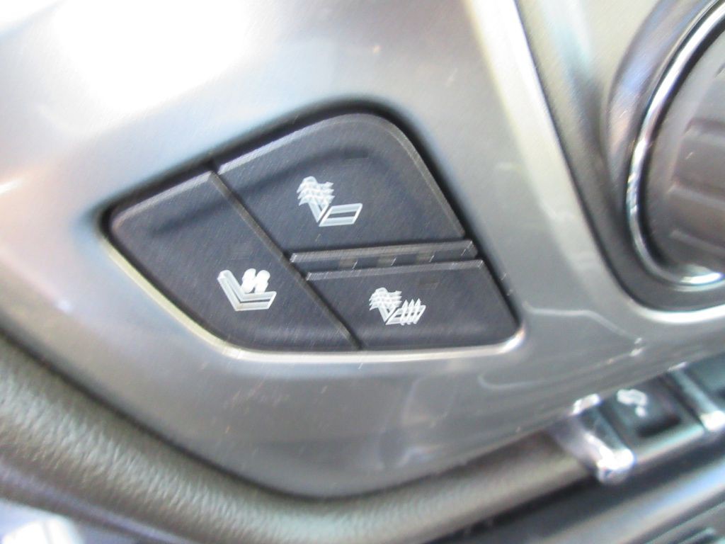 2017 Chevrolet Silverado 1500 Image 15