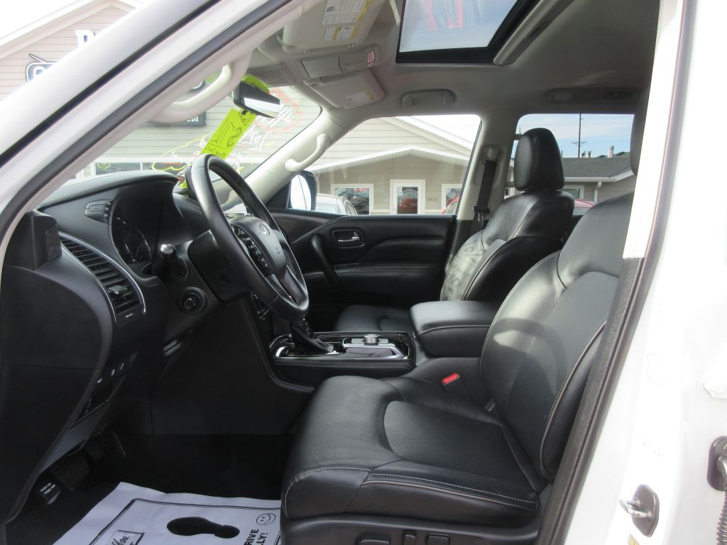 2024 INFINITI QX80 Image 8