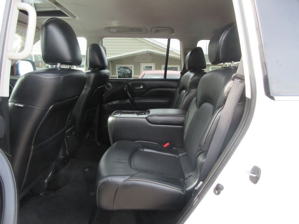 2024 INFINITI QX80 Image 9