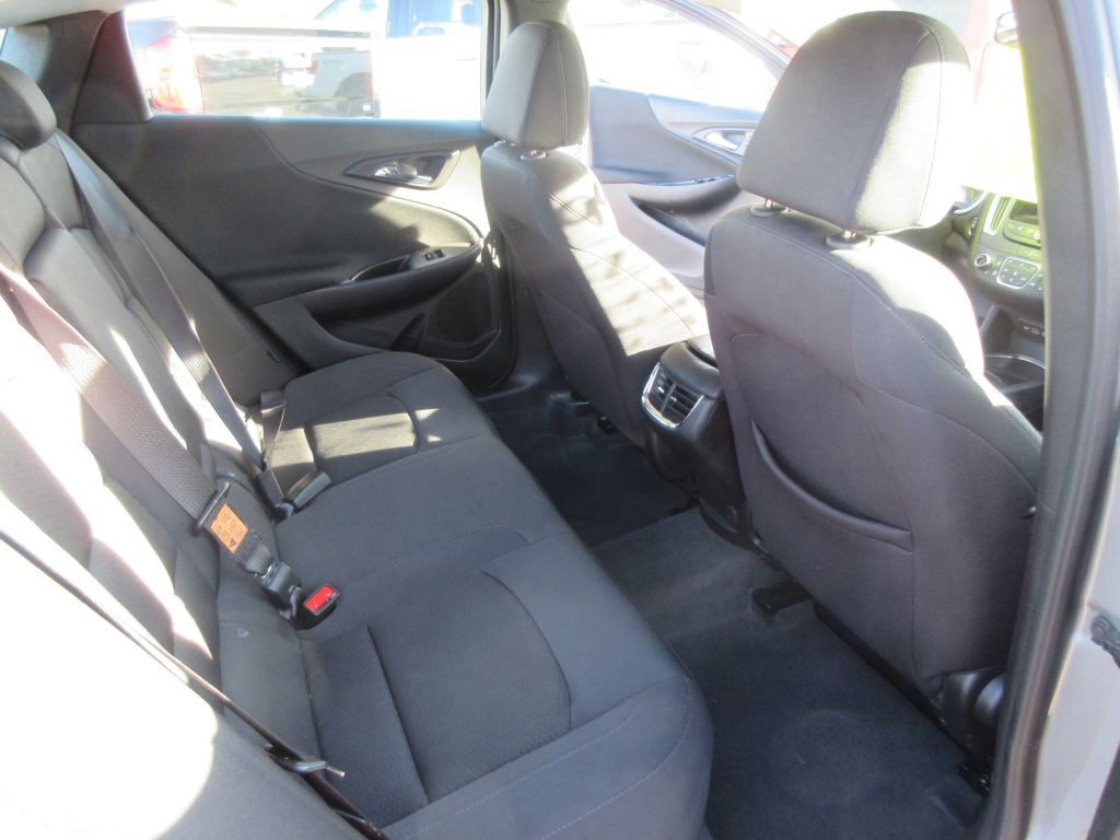 2023 Chevrolet Malibu Image 10