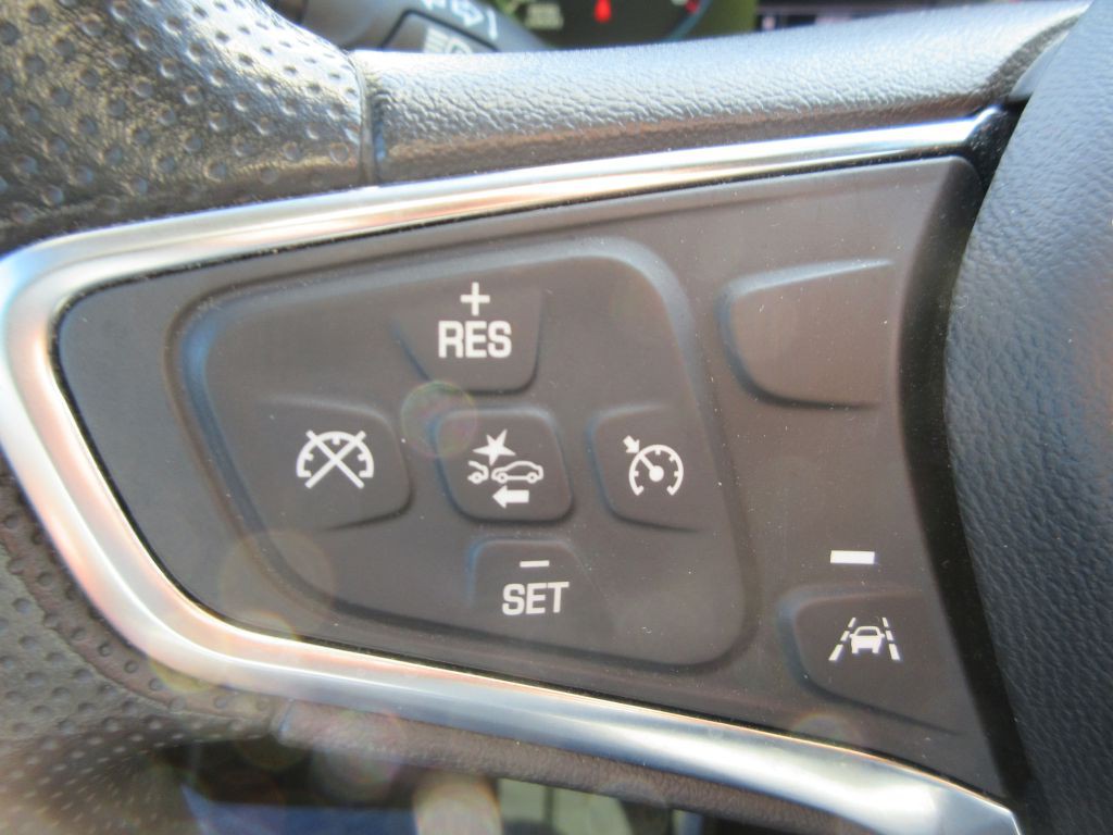 2023 Chevrolet Malibu Image 16