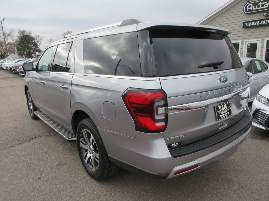 2023 Ford Expedition Image 3