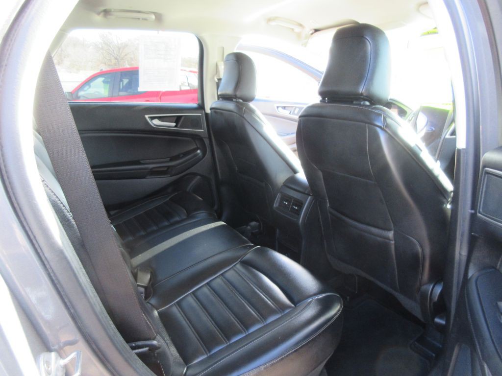 2024 Ford Edge Image 10