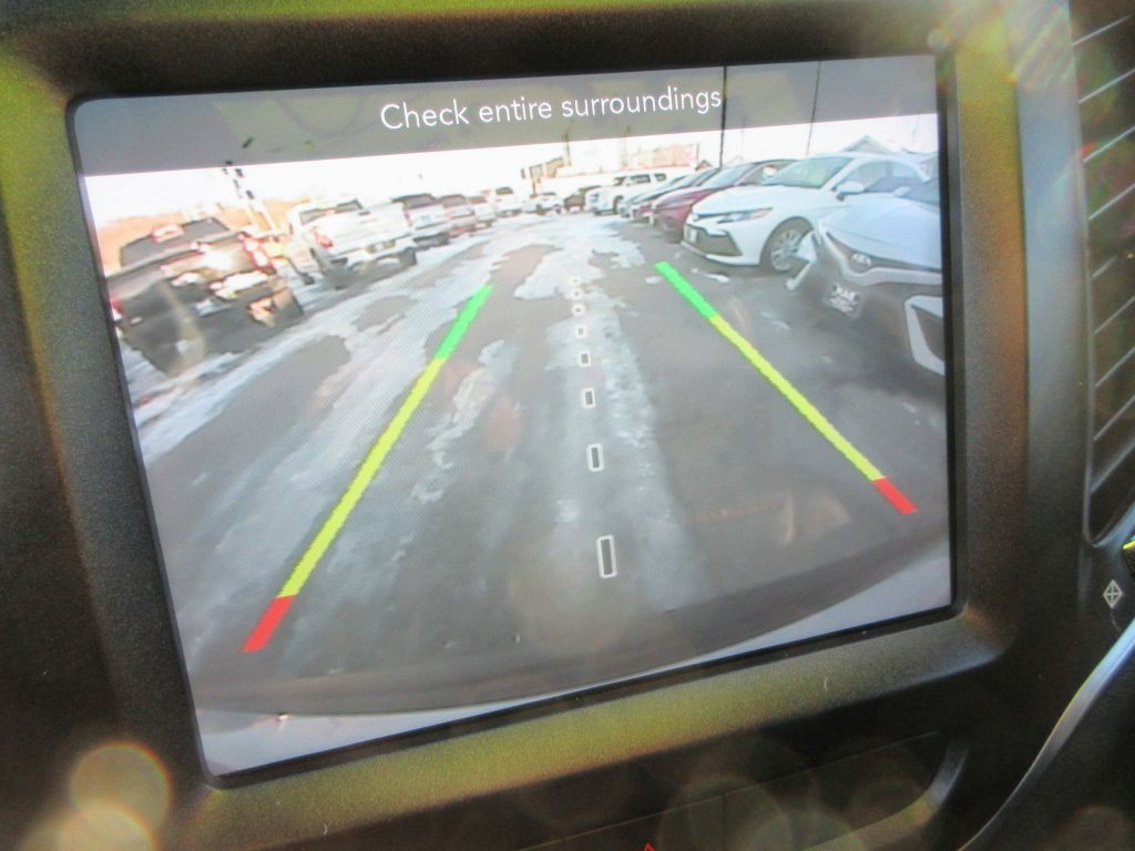 2019 Jeep Cherokee Image 13