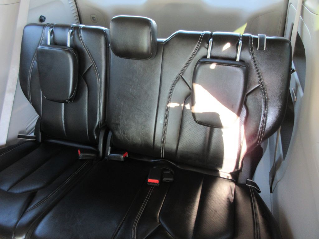 2024 Chrysler Pacifica Image 10