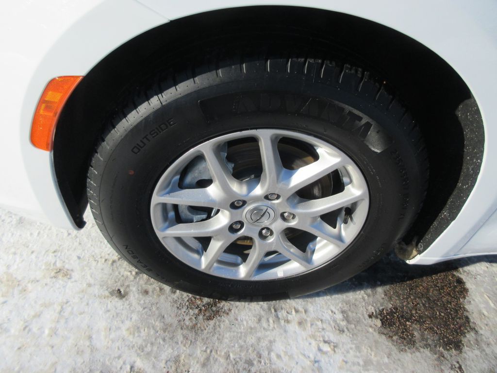 2024 Chrysler Pacifica Image 18