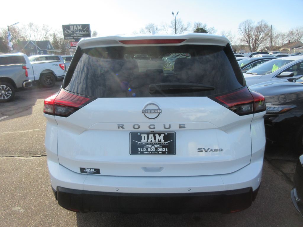 2024 Nissan Rogue Image 4