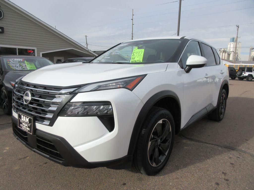 2024 Nissan Rogue Image 1