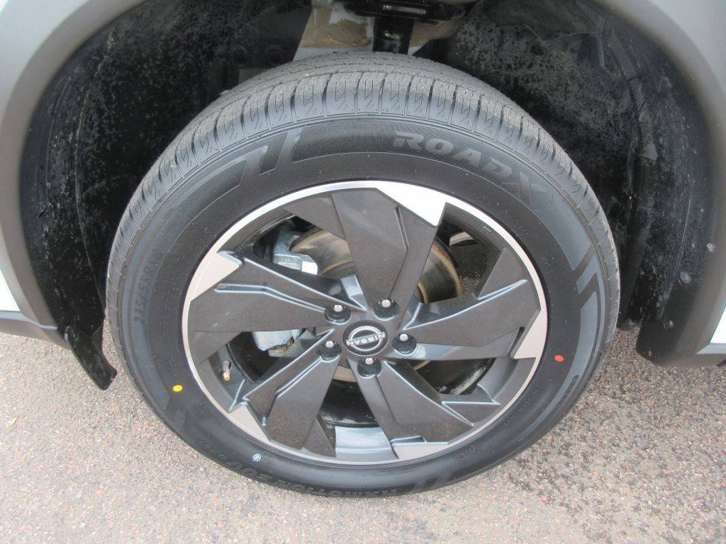 2024 Nissan Rogue Image 24