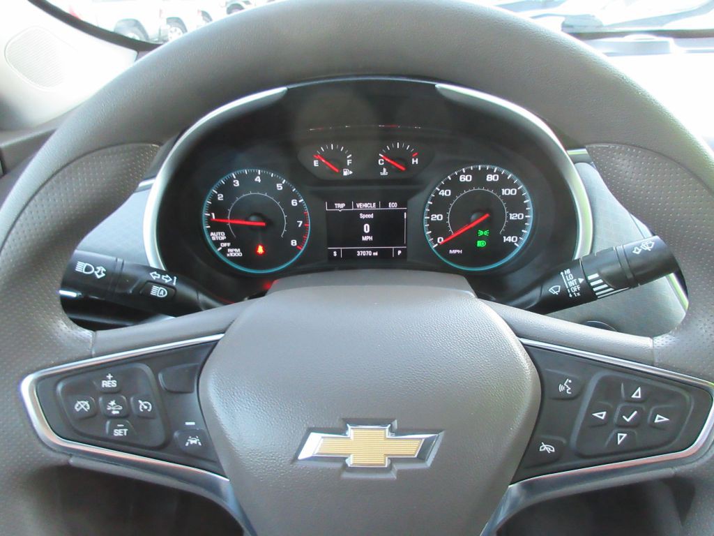 2025 Chevrolet Malibu Image 12