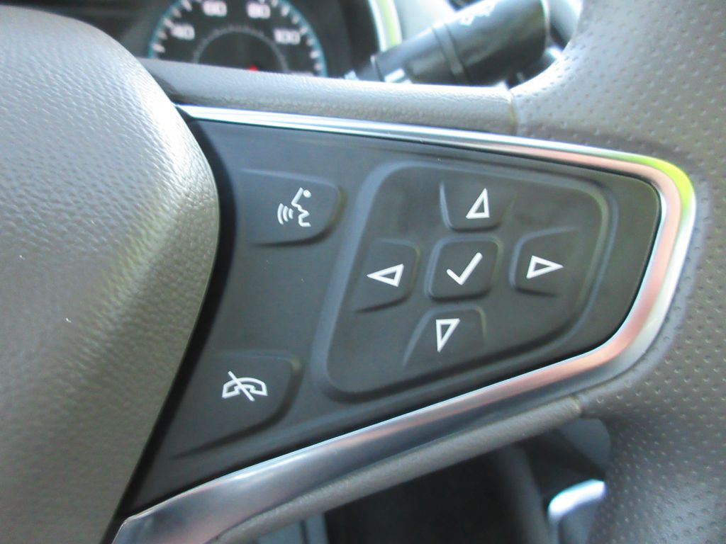 2025 Chevrolet Malibu Image 17