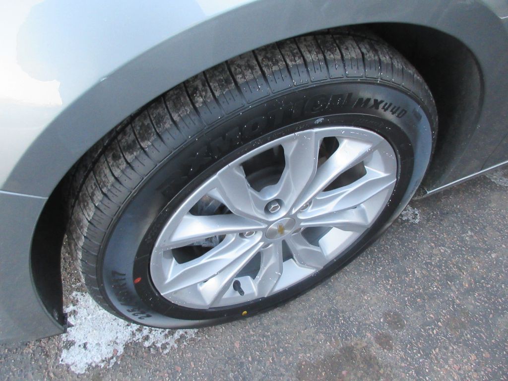 2025 Chevrolet Malibu Image 18