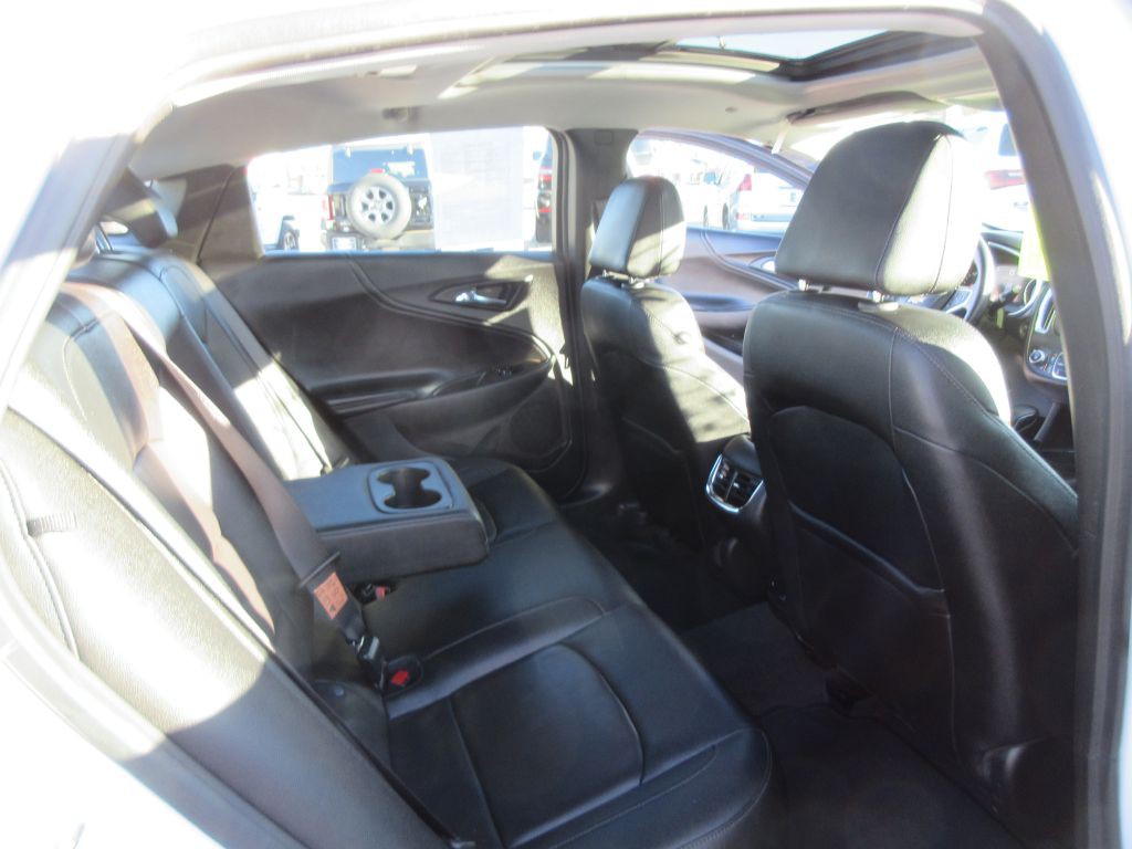 2024 Chevrolet Malibu Image 9