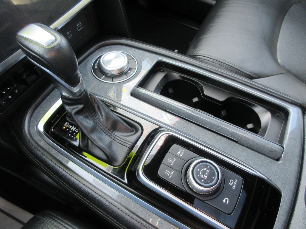 2023 Nissan Armada Image 17