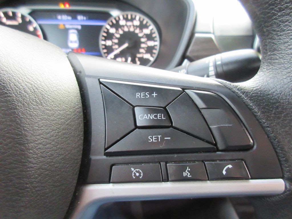 2024 Nissan Altima Image 16