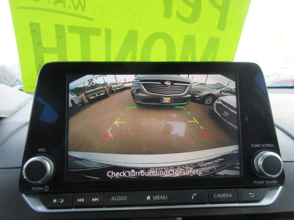 2024 Nissan Altima Image 19