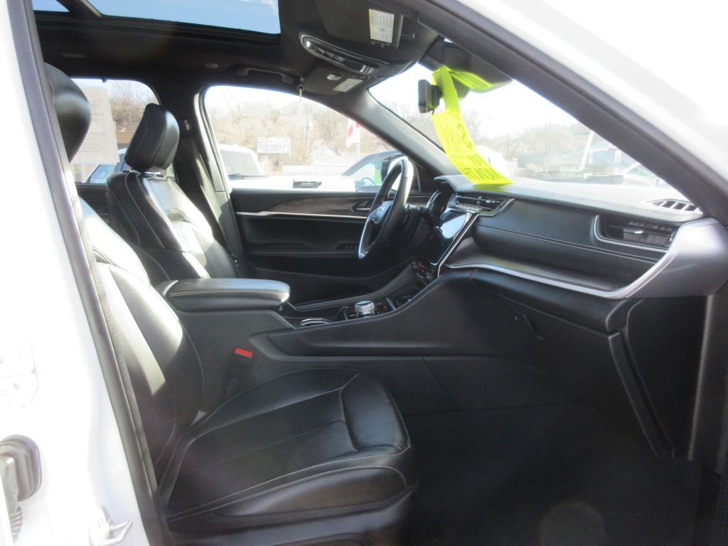 2024 Jeep Grand Cherokee Image 12