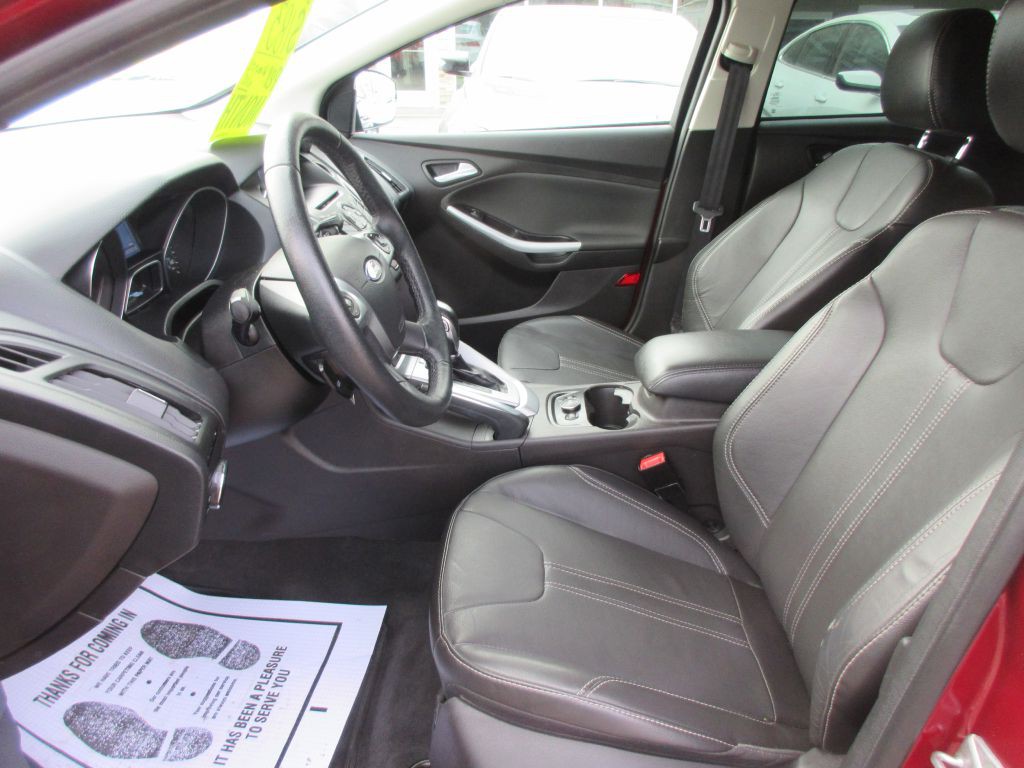 2014 Ford Focus Image 8