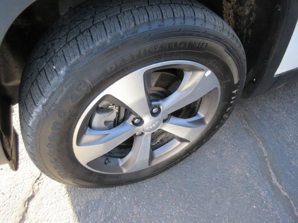 2020 Jeep Cherokee Image 19