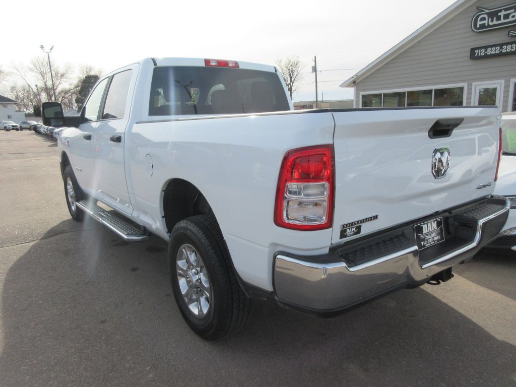 2024 RAM 2500 Image 3