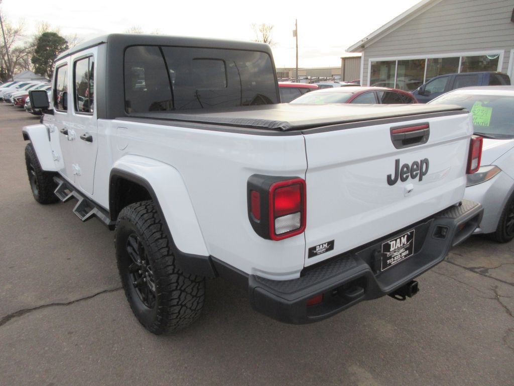 2022 Jeep Gladiator Image 3