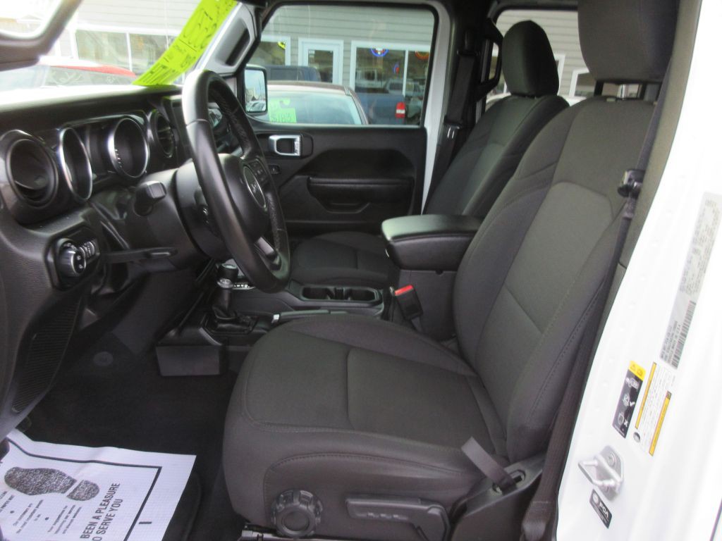 2022 Jeep Gladiator Image 8