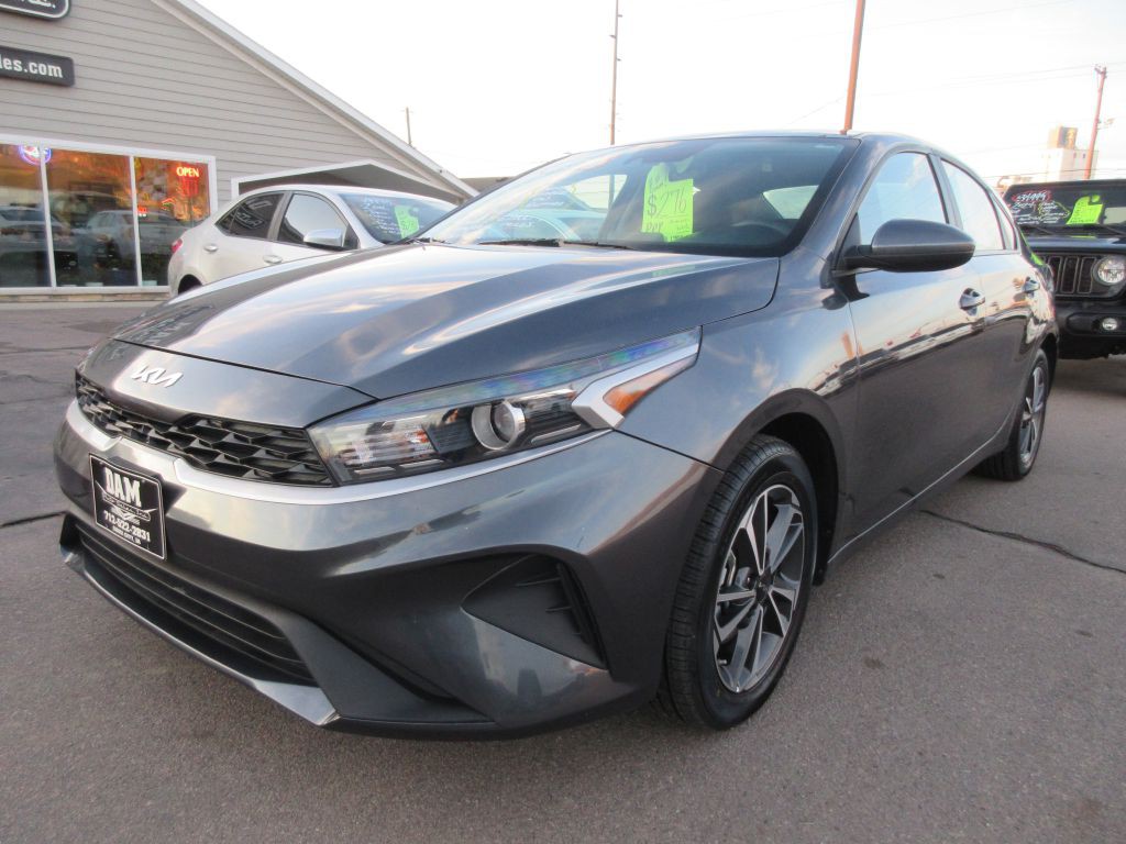 2024 Kia Forte Image 1