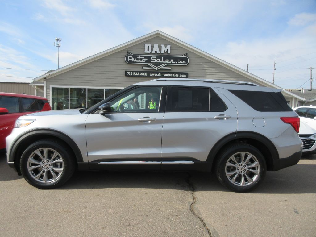 2023 Ford Explorer Image 2