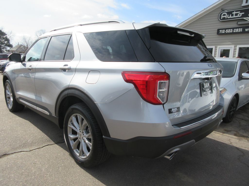 2023 Ford Explorer Image 3