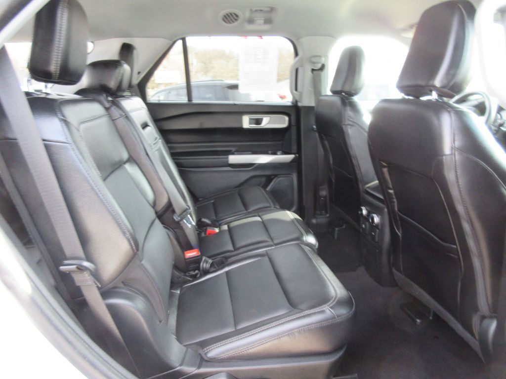2023 Ford Explorer Image 12