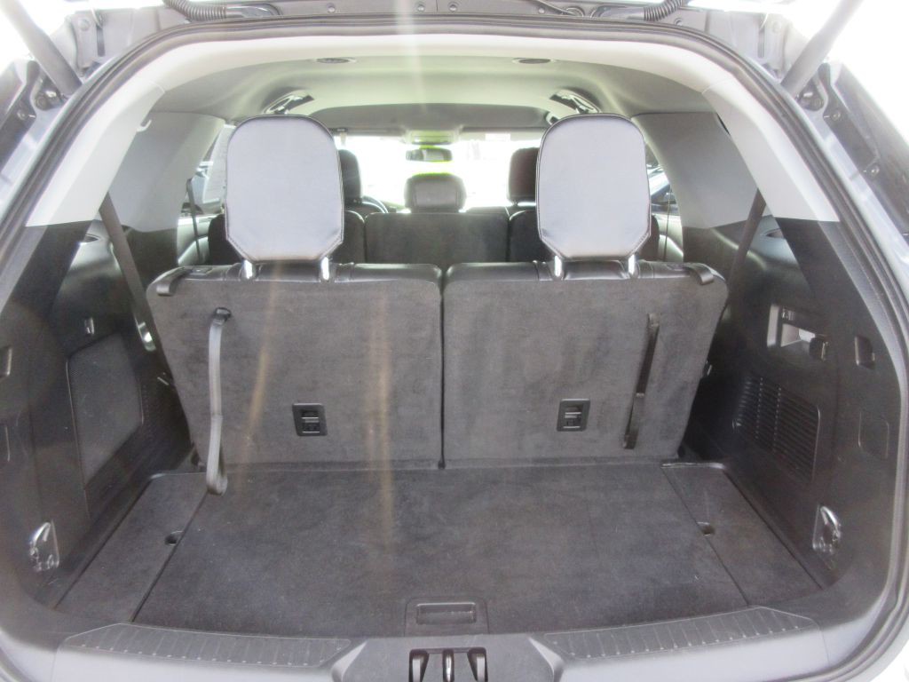 2023 Ford Explorer Image 13