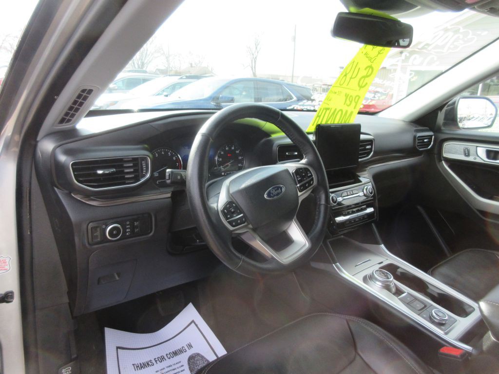 2023 Ford Explorer Image 14