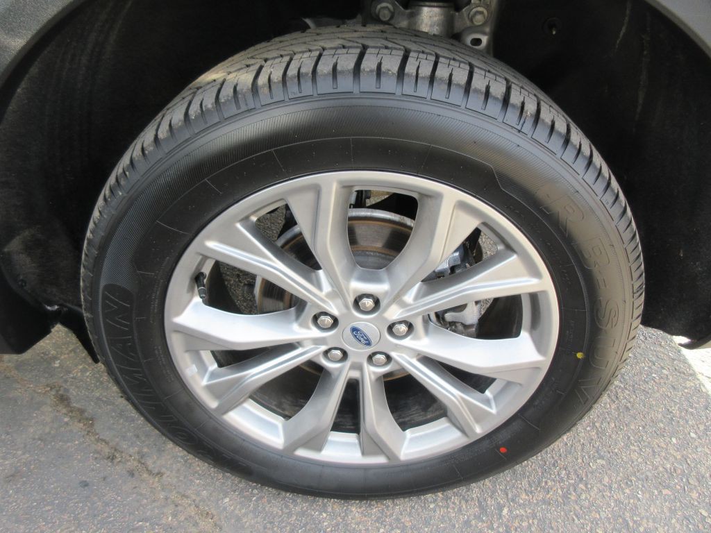 2023 Ford Explorer Image 24