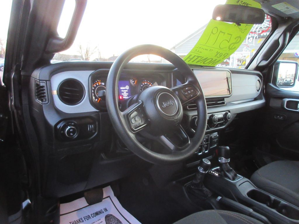 2024 Jeep Gladiator Image 14