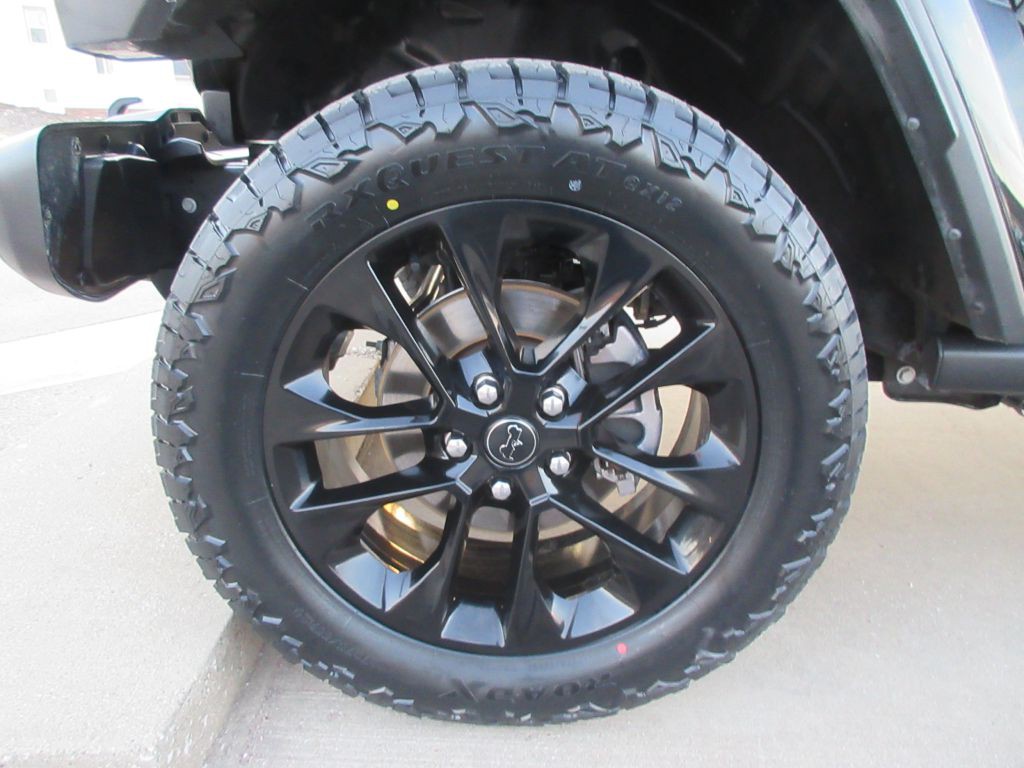 2024 Jeep Gladiator Image 24