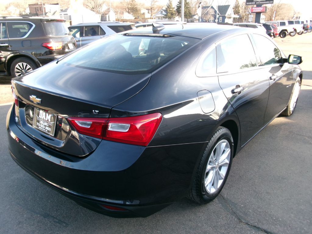 2023 Chevrolet Malibu Image 5