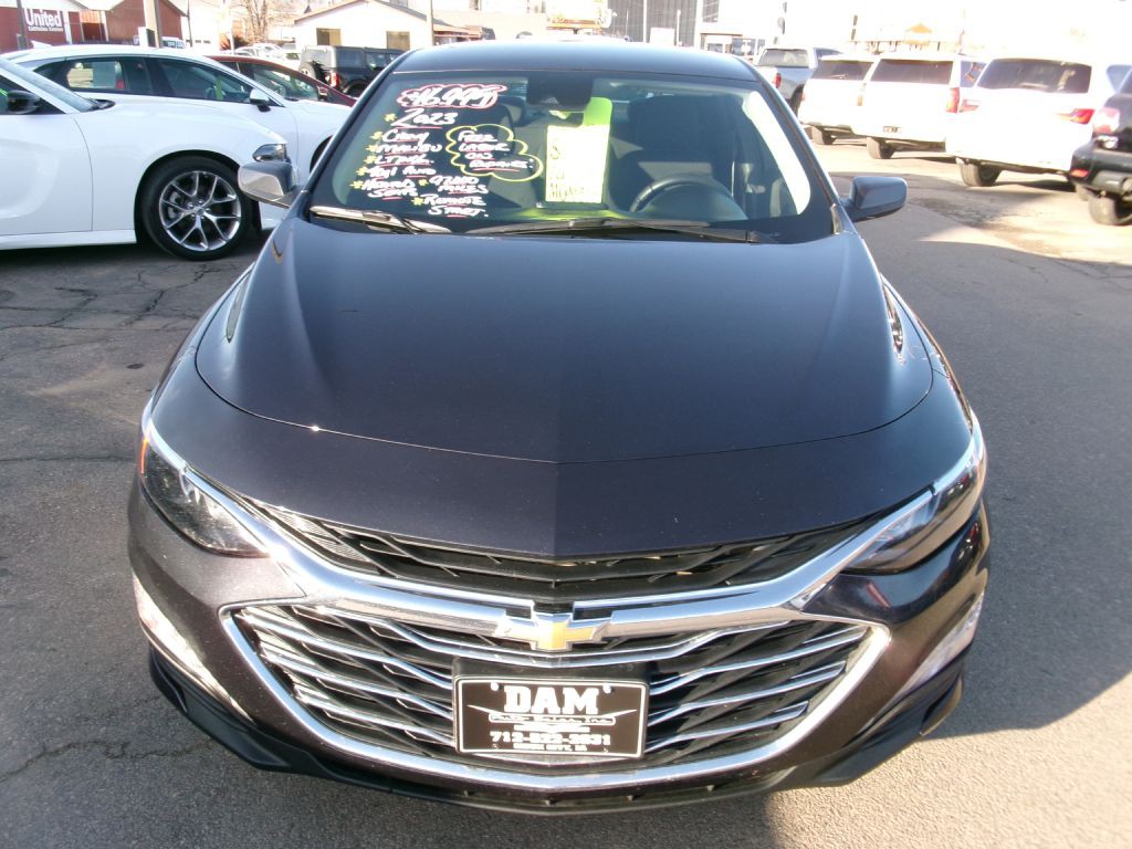 2023 Chevrolet Malibu Image 7