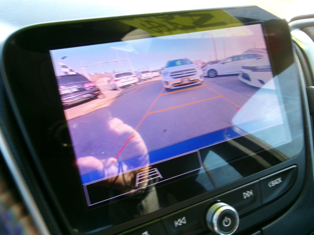 2023 Chevrolet Malibu Image 13