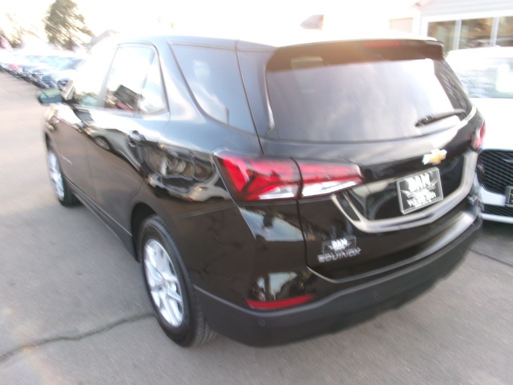 2023 Chevrolet Equinox Image 3