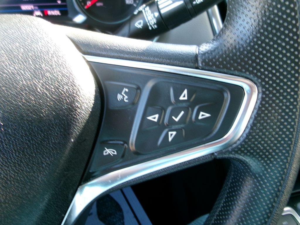 2020 Chevrolet Equinox Image 15