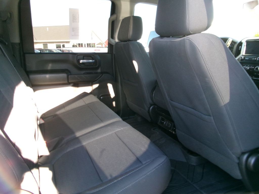 2023 Chevrolet Silverado 1500 Image 9