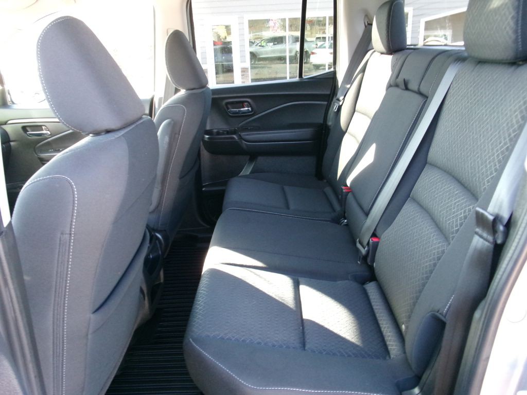 2020 Honda Ridgeline Image 9