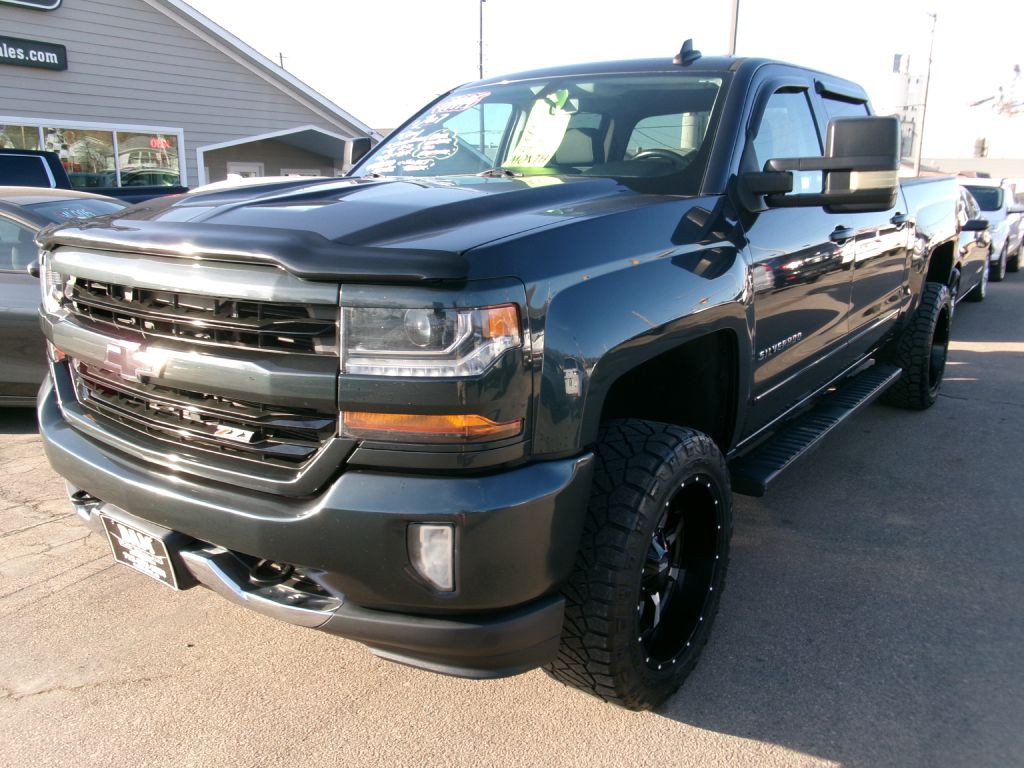2017 Chevrolet Silverado 1500 Image 1