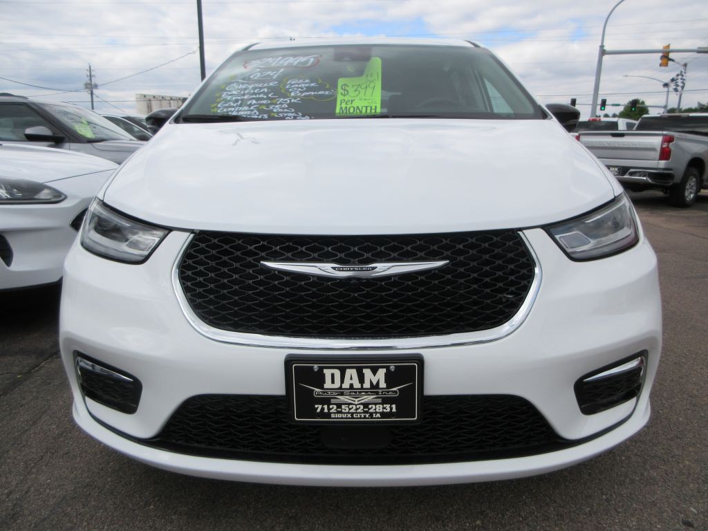 2024 Chrysler Pacifica Image 7