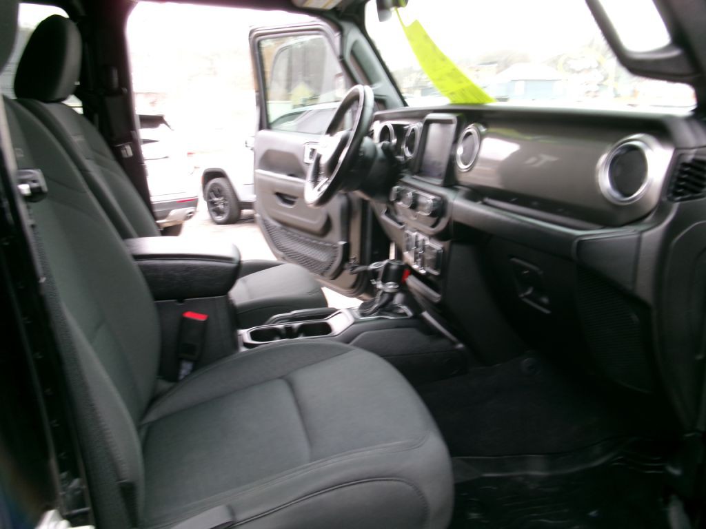 2020 Jeep Gladiator Image 11