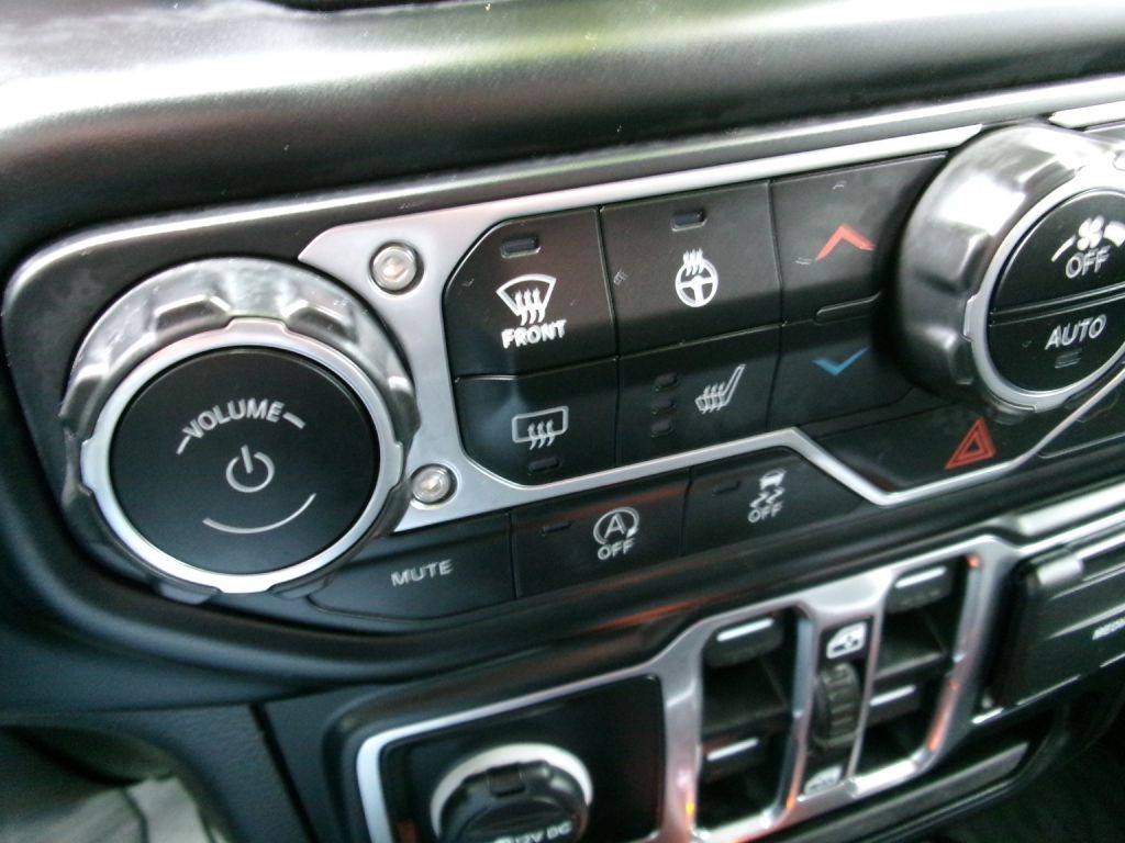 2020 Jeep Gladiator Image 15